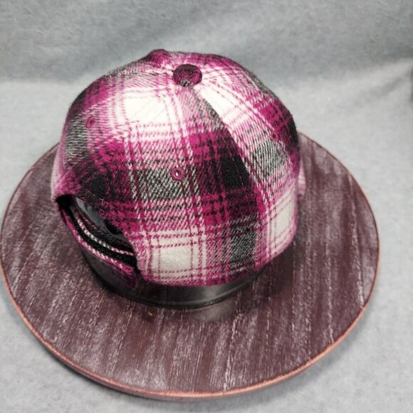 Purple Plaid Cap  Soft Flannel Deer Logo  Size 4-6x Adjustable Outdoor Hunting - Picture 4 of 13